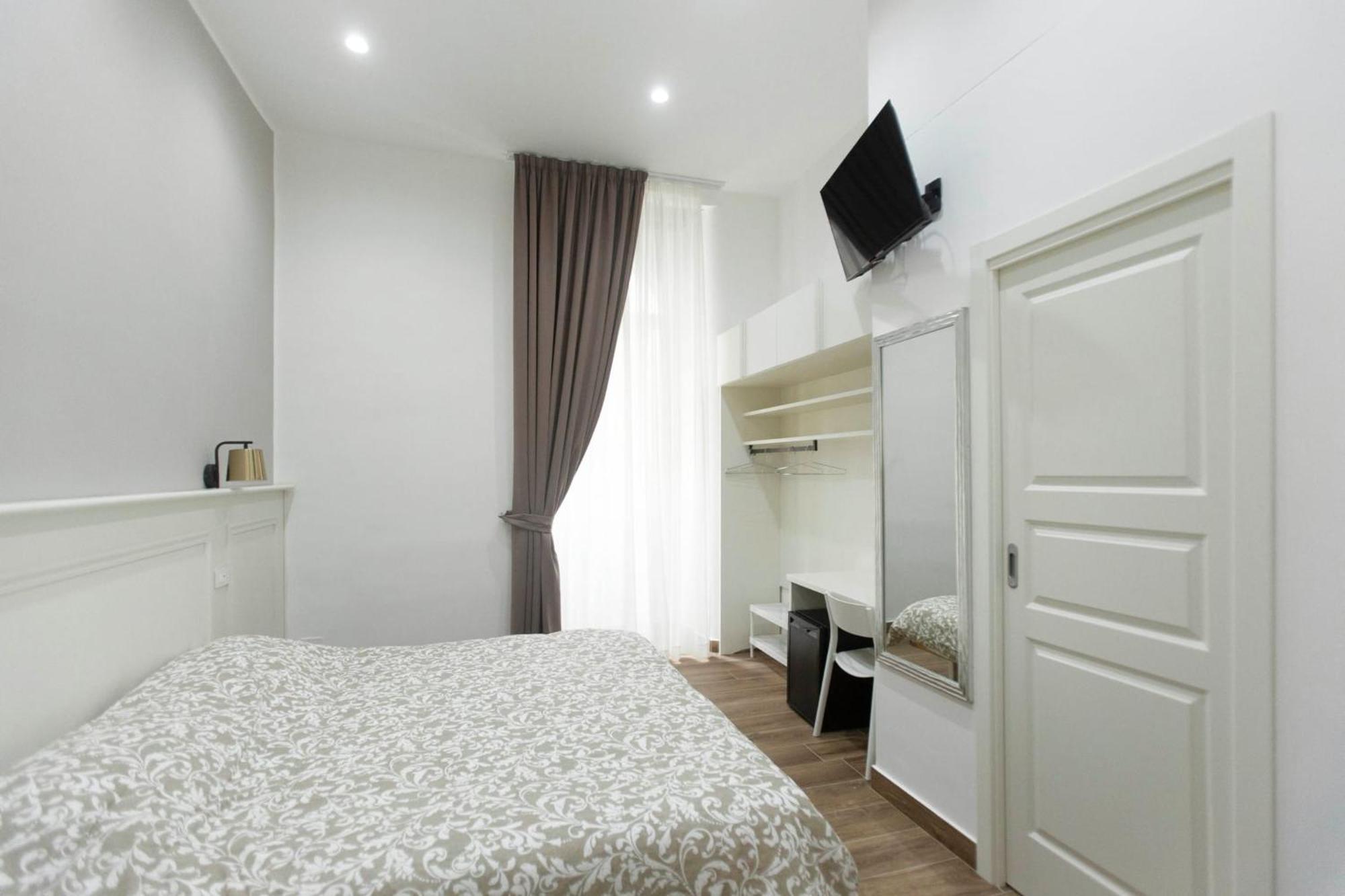 Gasthuis Vomero House 2*